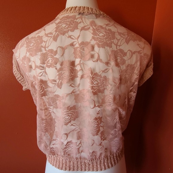 Forever 21 Blush Short Sleeve Top Size Small - Picture 3 of 5